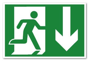 SKYLT "NÖDUTGÅNG PIL NER" PVC A4 SJÄLVLYSANDE