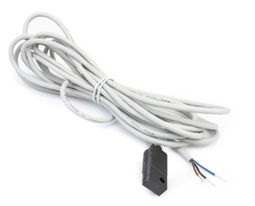 AVKÄNNARE MED 3M KABEL PNP